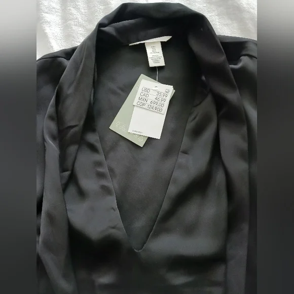 NWT H&M - Long-Sleeve Black Blouse! - Picture 4 of 5